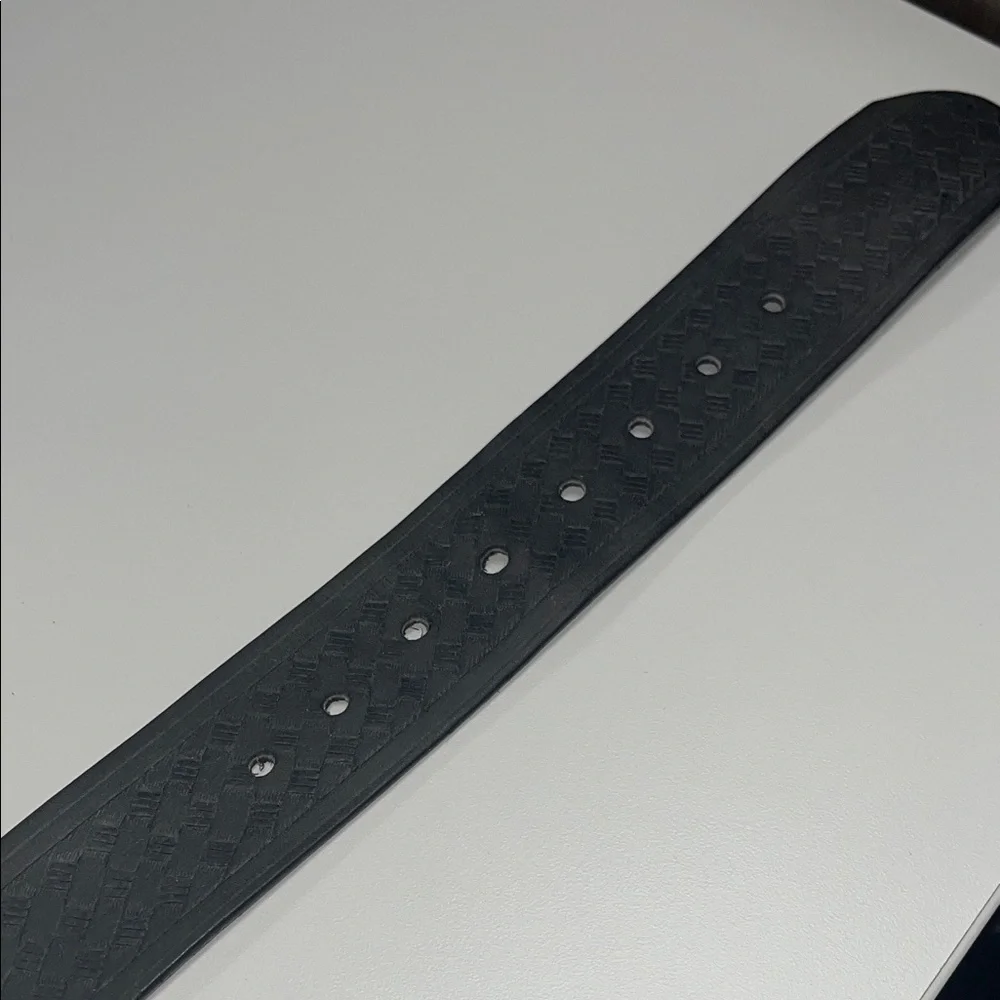 Source Unknown Black Textured Belt w/ brass Buckle